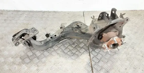 Nissan X-Trail T32 Rear wheel hub