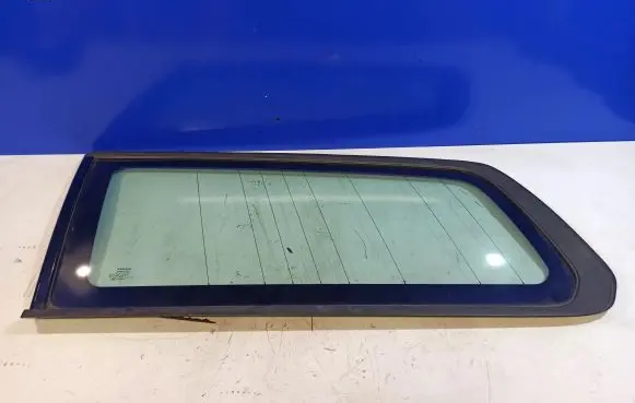 Volvo XC70 Rear side window 31299077