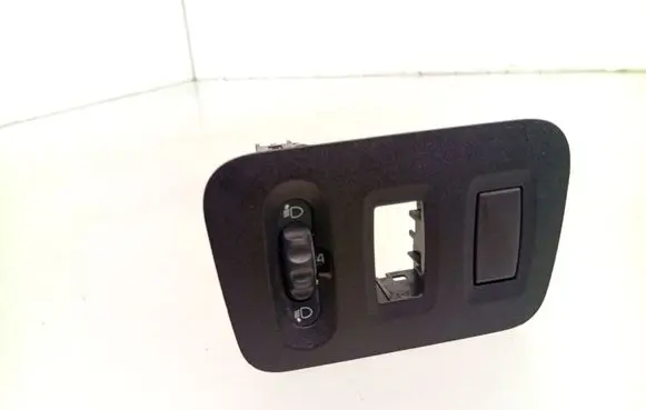 Opel Movano B Headlight level height control switch 8200379685