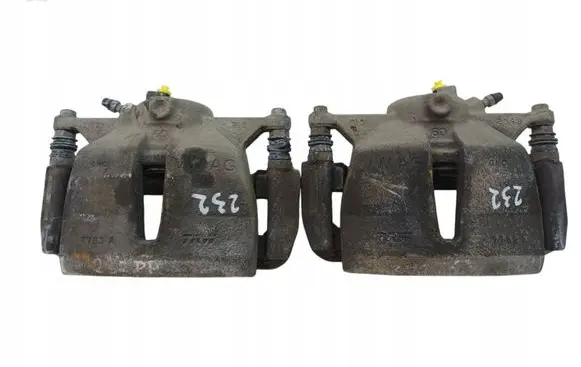 Skoda Superb B8 (3V) Front brake caliper 
