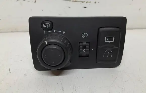 SsangYong Rexton Wing mirror switch 58B31G56B