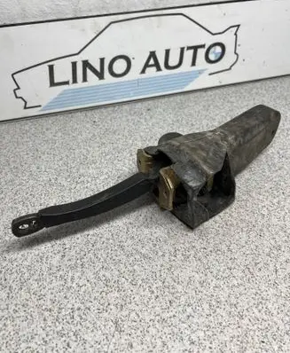 BMW 7 E38 Rear door check strap stopper 8234605