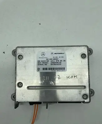 Mercedes-Benz E W211 Bluetooth control unit module A2118705526 UH06MM01CB DM70836222