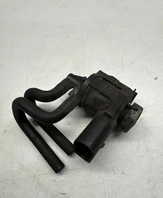 Volkswagen PASSAT B7 Turbo solenoid valve 1K0906283