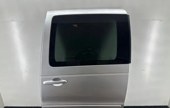 Mercedes-Benz Vaneo W414 Rear door 