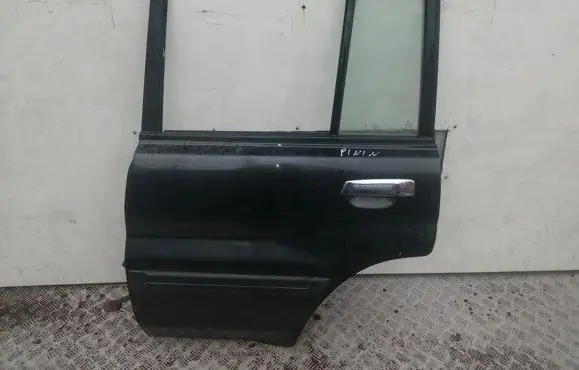 Mitsubishi Pajero Pinin Rear door