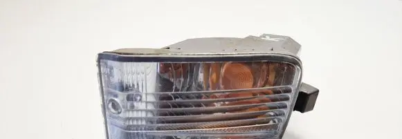 Toyota RAV 4 (XA20) Front indicator light E139799