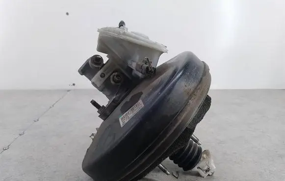 Peugeot 308 Brake booster 9682516680