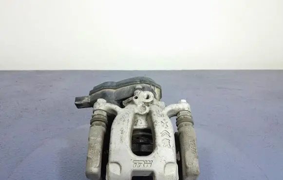 Peugeot 208 Rear brake caliper