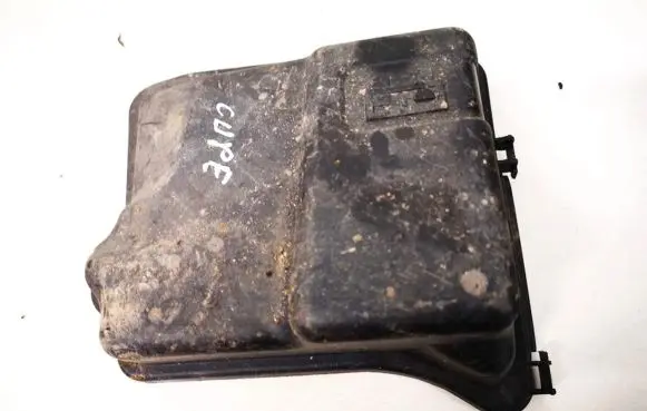 Citroen DS3 Fuse box cover 9657287180