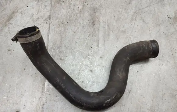 Volvo S60 Engine coolant pipe/hose 08671393
