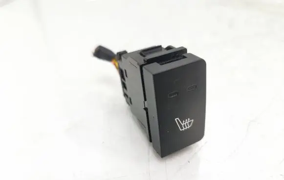 Hyundai Santa Fe Seat heating switch 61208E