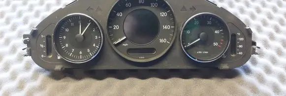 Mercedes-Benz CLS C219 Speedometer (instrument cluster) A2195406511 110080349