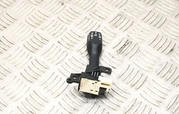 Lexus IS 220D-250-350 Cruise control stalk 18A174 2962V72