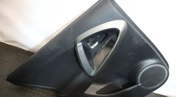 Toyota RAV 4 (XA30) Coupe rear side trim panel 
