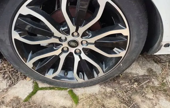 Land Rover Range Rover Sport L494 R12 alloy rim 