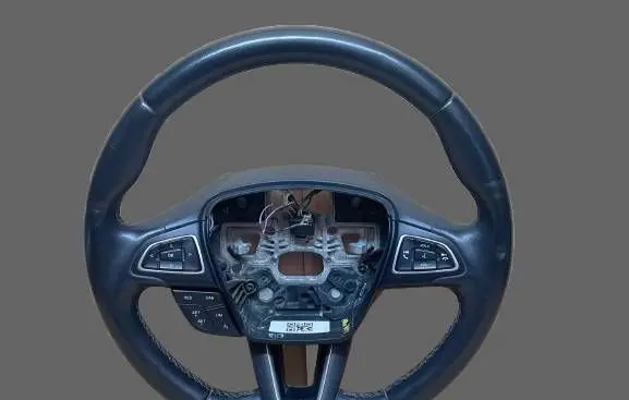 Ford Focus Steering wheel