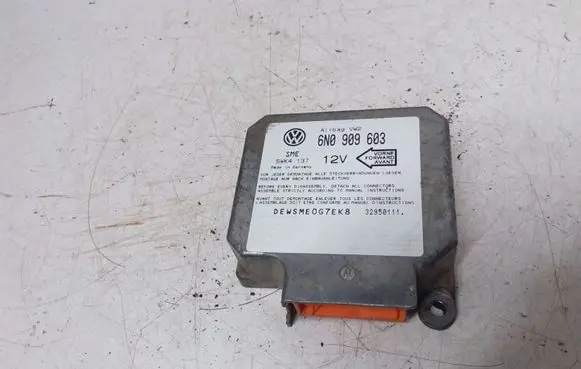 Volkswagen Golf III Airbag control unit/module 6N0909603