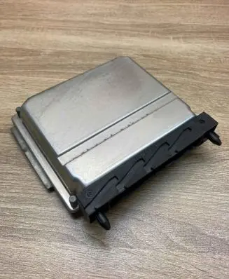 Volvo S70 V70 V70 XC Engine control unit/module ECU 09496667A 0281001776