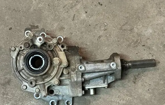 Citroen C-Crosser Gearbox transfer box case 