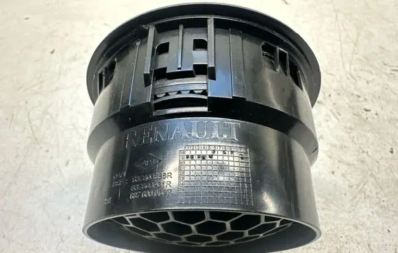 Dacia Duster II Dash center air vent grill 687603688R