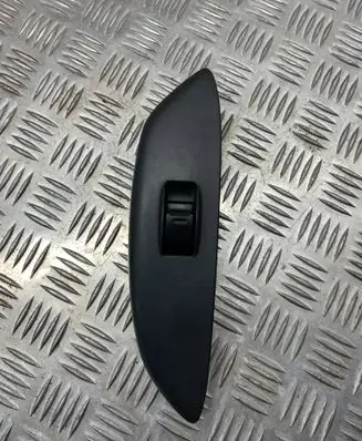 Toyota Yaris Electric window control switch