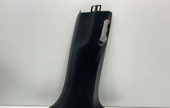 (B) pillar trim (bottom)