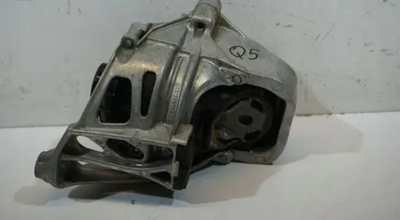 Audi Q5 SQ5 Engine mount vacuum valve 