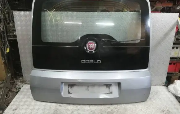 Tailgate/trunk/boot lid