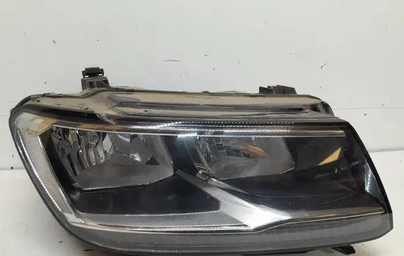 Volkswagen Tiguan Headlight/headlamp 5NB941006B