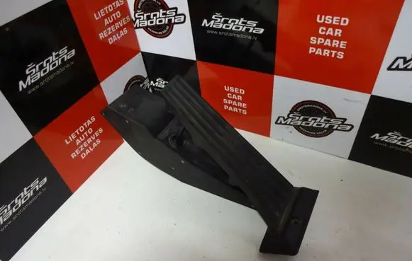 BMW 5 E60 E61 Accelerator throttle pedal 6766931 25916010