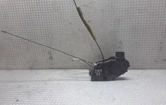Mazda 3 I Front door lock 3N6AA21813L