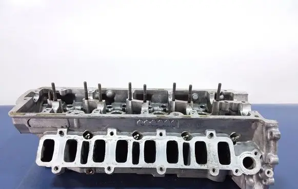 Audi A8 S8 D3 4E Engine head 057374B