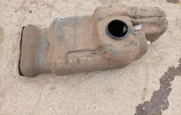 Nissan Pathfinder R51 Fuel tank 17201