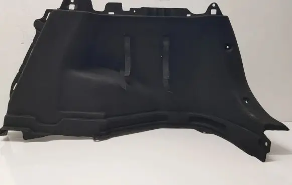 Trunk/boot lower side trim panel
