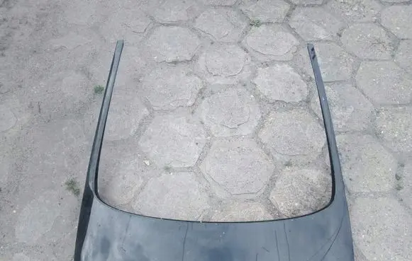 Mazda 626 Tailgate/trunk spoiler 