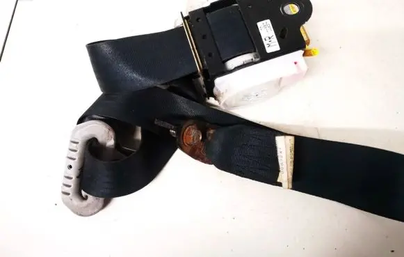 Mazda 5 Front seatbelt bga550027 t89334t