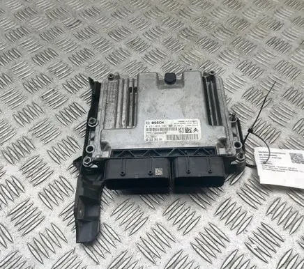 Peugeot 308 Engine control unit/module 9832694380 9818703480