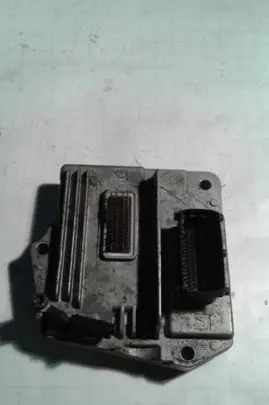 Opel Astra H Engine control unit/module 55561172