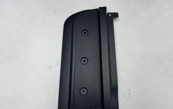 Ford Bronco (C) pillar trim M2DB-S254A42-AEW