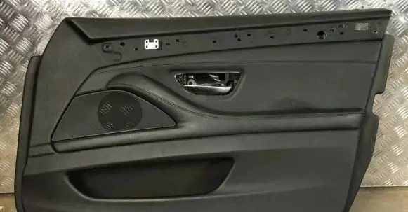 BMW 5 F10 F11 Front door card panel trim