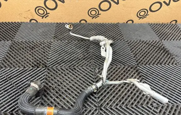 Alfa Romeo Stelvio Engine coolant pipe/hose 50539940