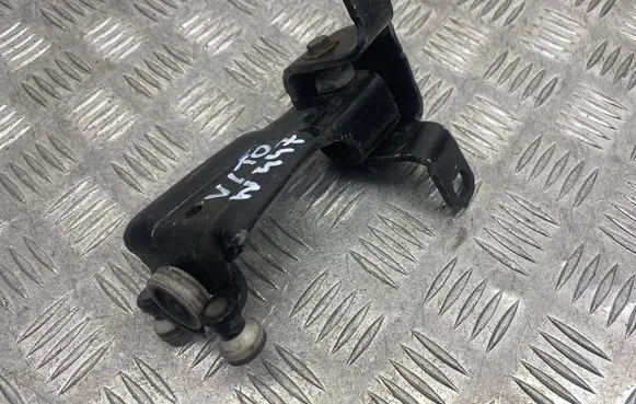 Mercedes-Benz Vito Viano W447 Sliding door upper roller guide/hinge A4477600347