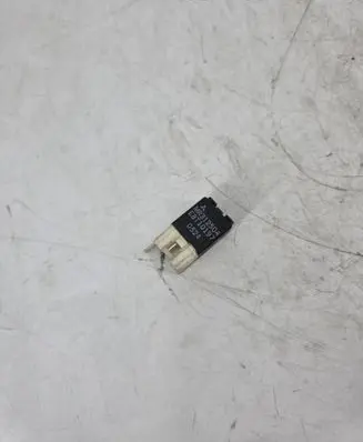 Mitsubishi Pajero Other relay MR312504 0524