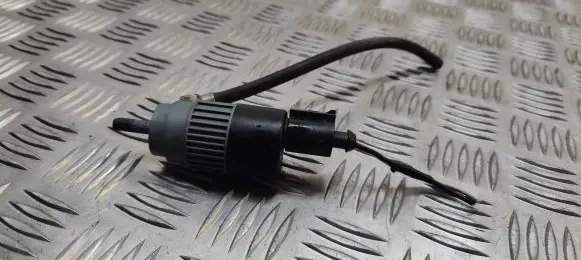 Toyota Verso Windscreen/windshield washer pump