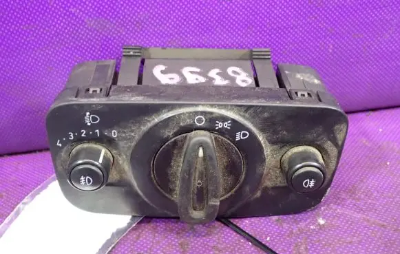 Ford Mondeo MK IV Light switch 8G9T-13A024-FA