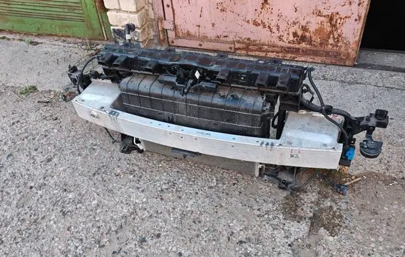 Hyundai Ioniq 5 Radiator support slam panel