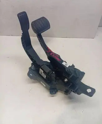 Opel Mokka B Brake pedal 9824305280 84MP9C0751954 0032023