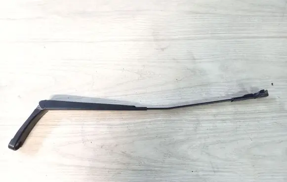Volkswagen Touran I Windshield/front glass wiper blade 1T0955410A