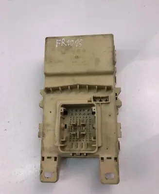 Hyundai i10 Fuse module 91950K7110